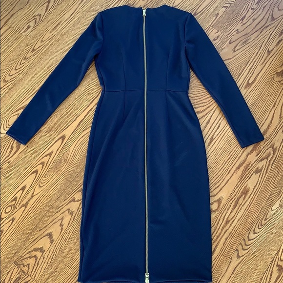 Dress - Picture 2 of 4